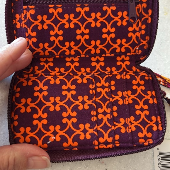 Vera Bradley wristlet - Picture 4 of 8